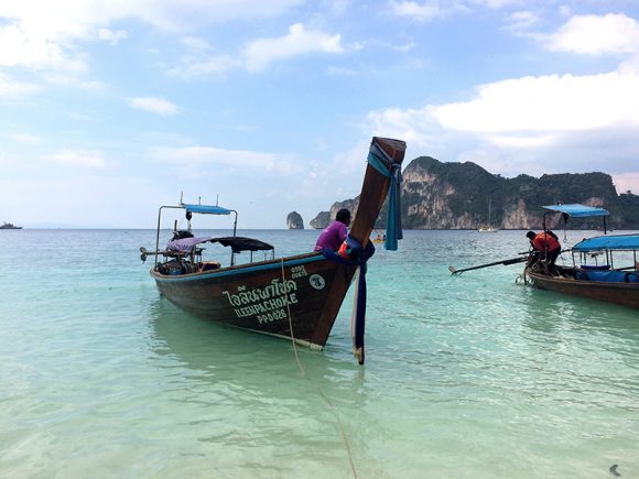 Taxi boats en Ko Phi Phi Taxi boat en Ko Phi Phi
